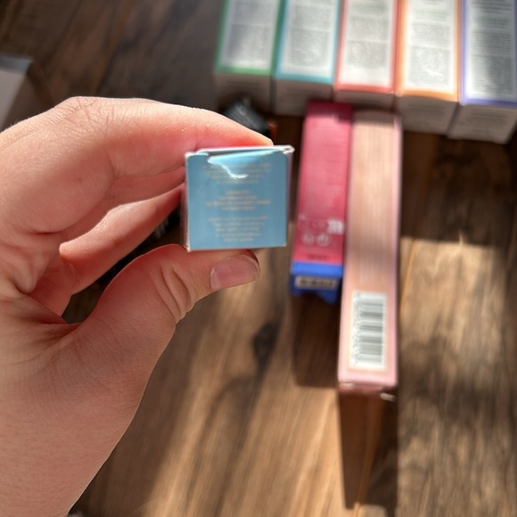 Skincare Boxes - Picture 3 of 4